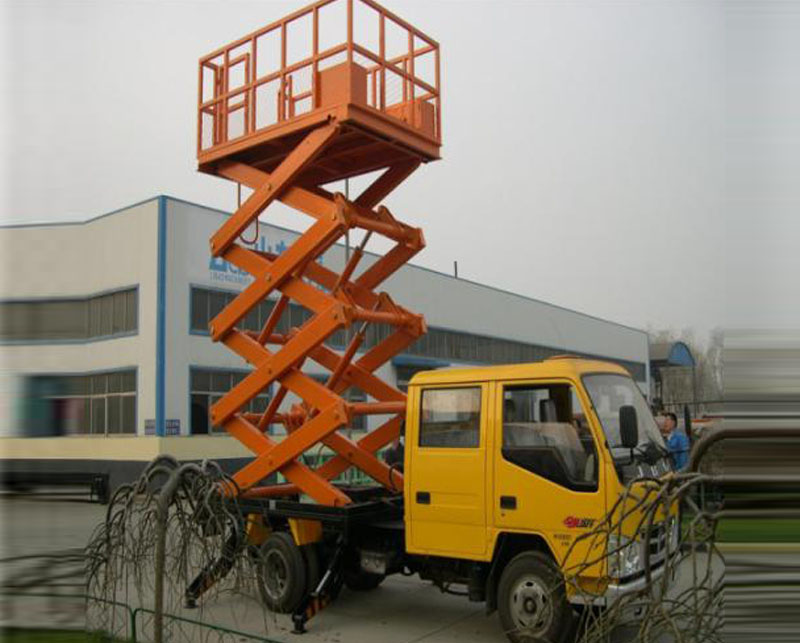 車載折臂式升降機(jī)