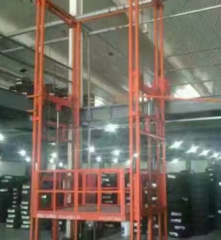 液壓升降貨梯